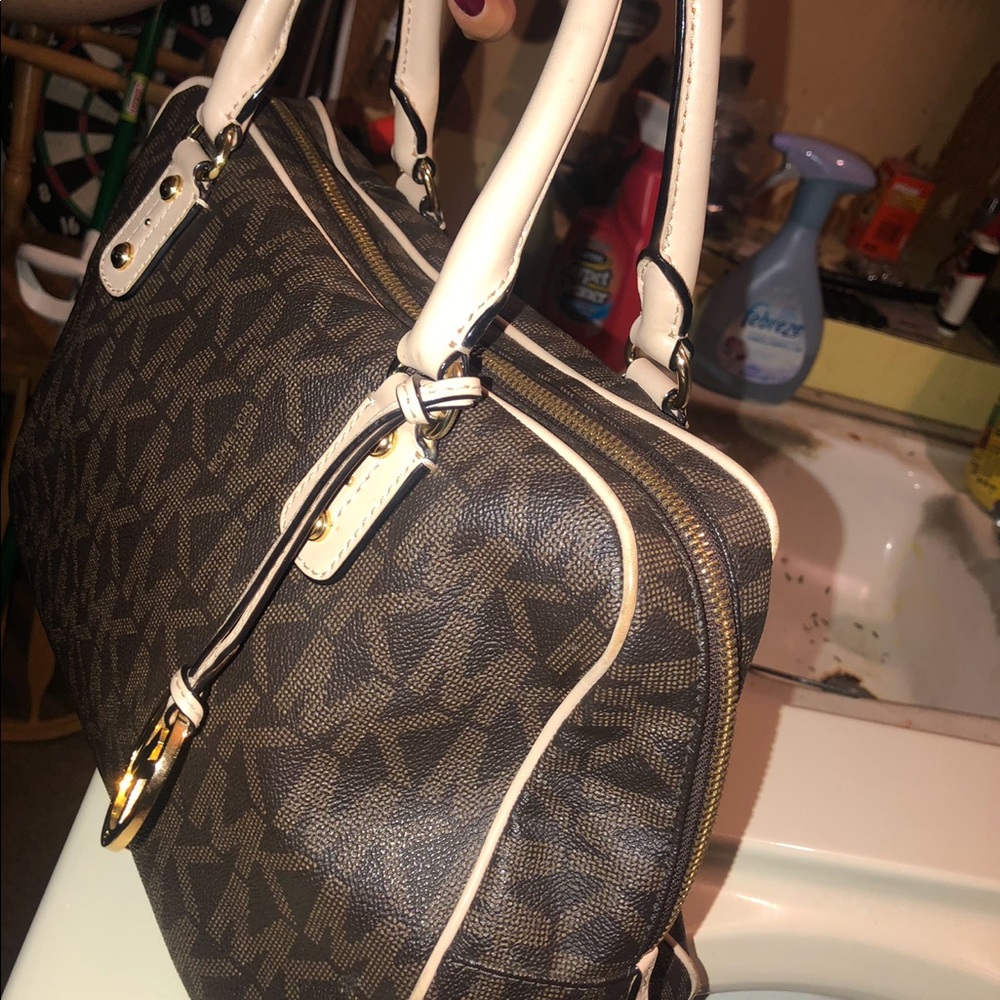 Mk purse